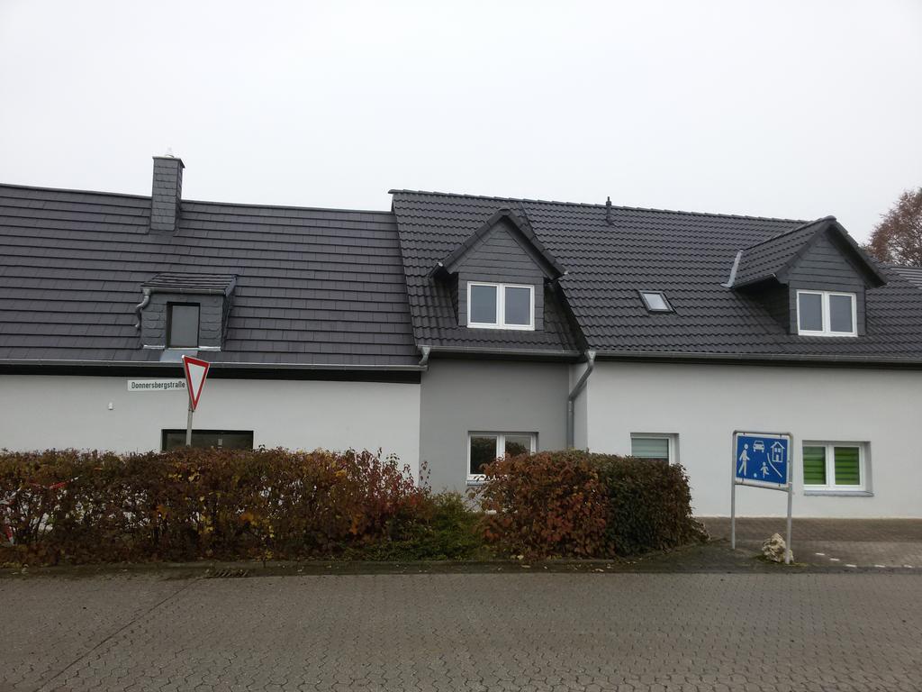 Gastehaus Nickolai Apartment Flomborn Luaran gambar